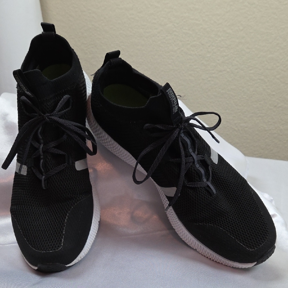 Men's Tennis Shoes